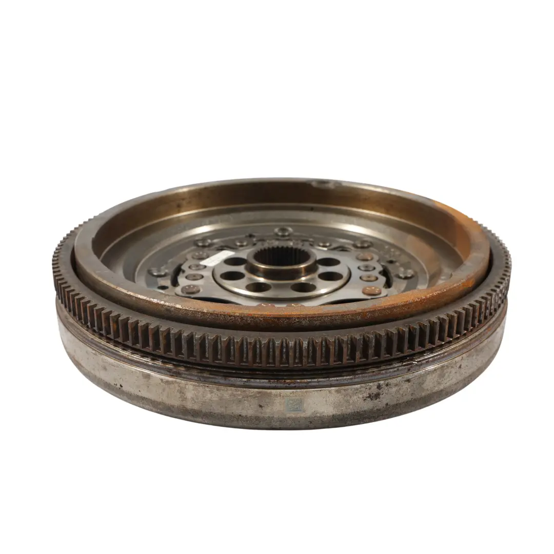 RSQ3 8U Volante De Doble Masa 2.5 TFSI DQ500 para Audi RS3 8V con número de pieza 07K105266C Audi RS3 8V RSQ3 8U Volante De Doble Masa 2.5 TFSI DQ500 - SKU 07K105266C - Número de pieza 07K105266C