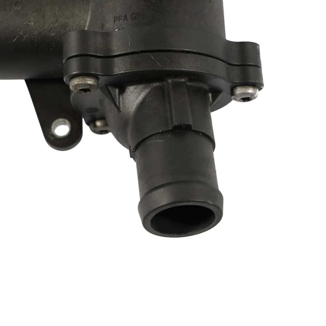 DAZA Obudowa Termostatu Termostat do Audi RS3 8V 2.5 TFSI o numerze 07K121111C Audi RS3 8V 2.5 TFSI DAZA Obudowa Termostatu Termostat - SKU 07K121111C - Numer Części 07K121111C