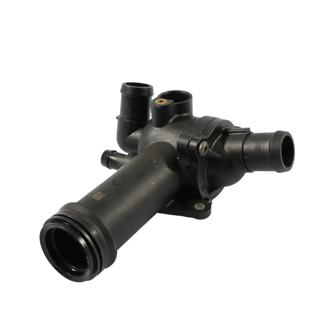 Audi RS3 8V Boîtier Thermostat Liquide Refroidissement 2.5 TFSI DAZA - SKU 07K121111C - Numéro de pièce 07K121111C