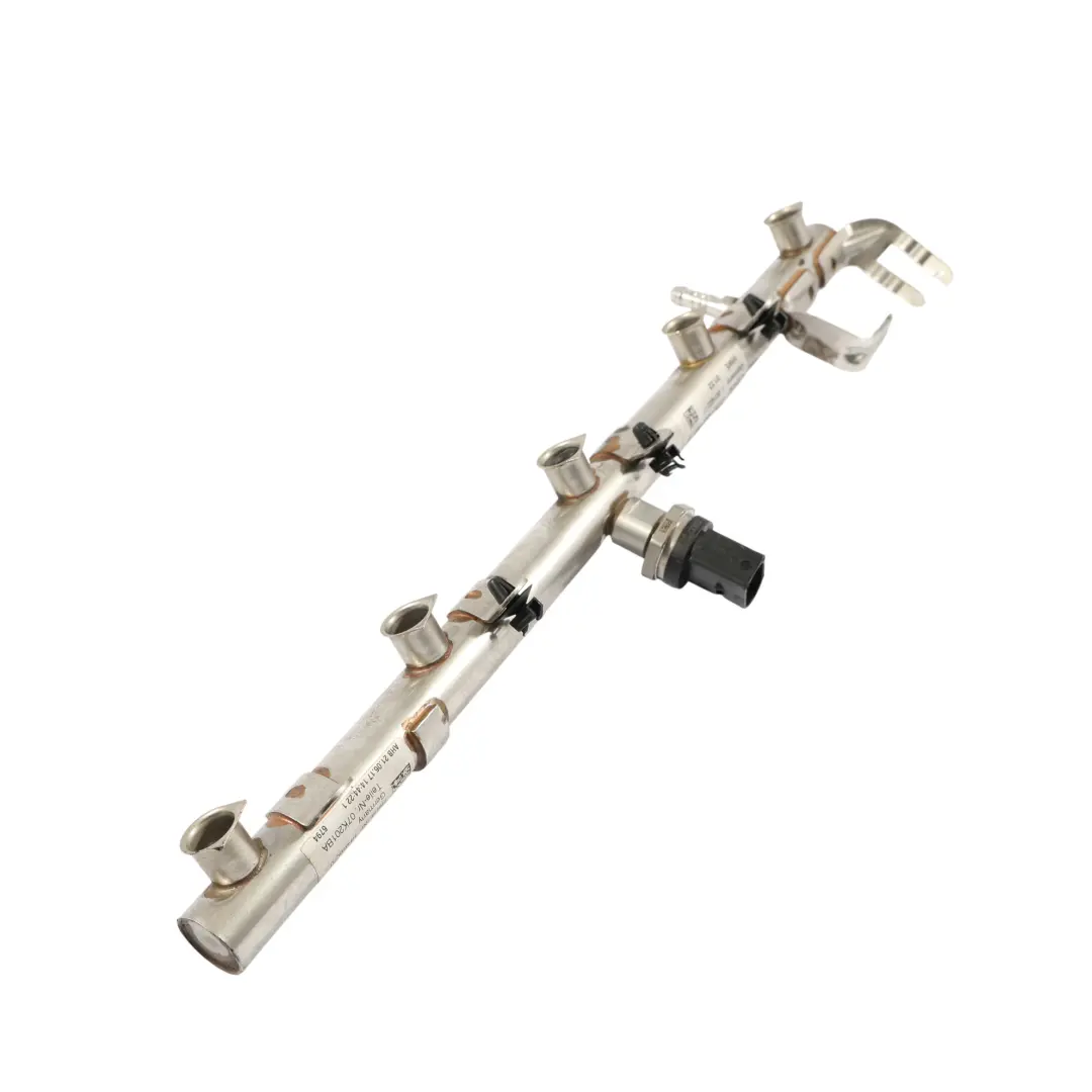 Audi RS3 8V Rampe D'Injection 2.5 TFSI Essence - SKU 07K133681B-1 - Numéro de pièce 07K133681B