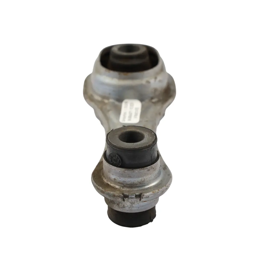 C453 Supporto Supporto Staffa Motore Posteriore M281 per Smart Fortwo con numero di parte 112381795R Smart Fortwo C453 Supporto Supporto Staffa Motore Posteriore M281 - SKU 112381795R - Numero di parte 112381795R