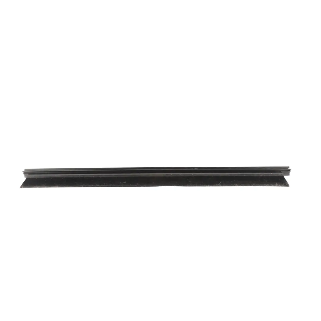 Türdichtung Vorne Links YC15-V20571-AD für Ford Transit MK7 mit Teilenummer 1619567 Ford Transit MK7 Türdichtung Vorne Links YC15-V20571-AD - SKU 1619567 - Teilenummer 1619567