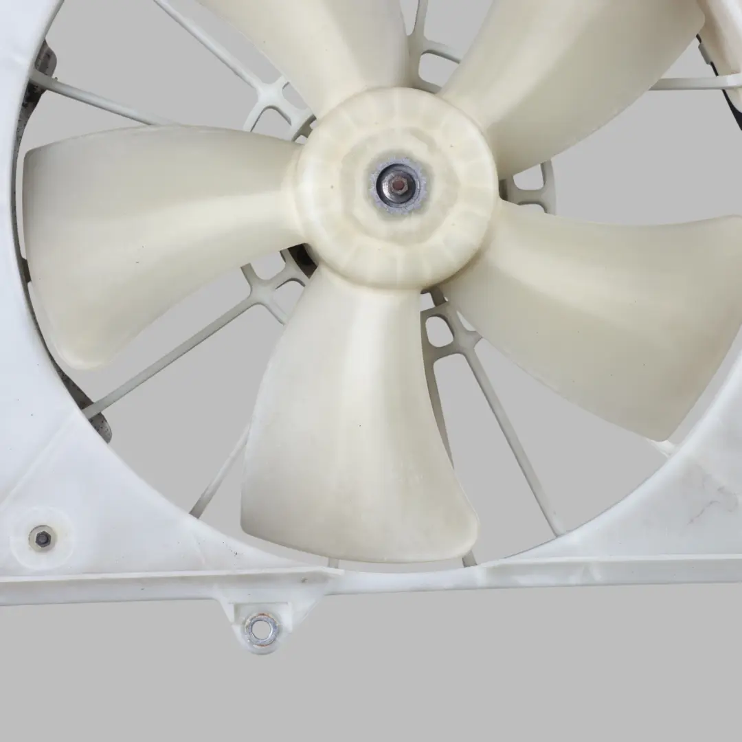 Mk1 Radiator Fan Engine Cooling Coolant Unit to Toyota Yaris with Part number 167110J010 Toyota Yaris Mk1 Radiator Fan Engine Cooling Coolant Unit - SKU 167110J010 - Part number 167110J010