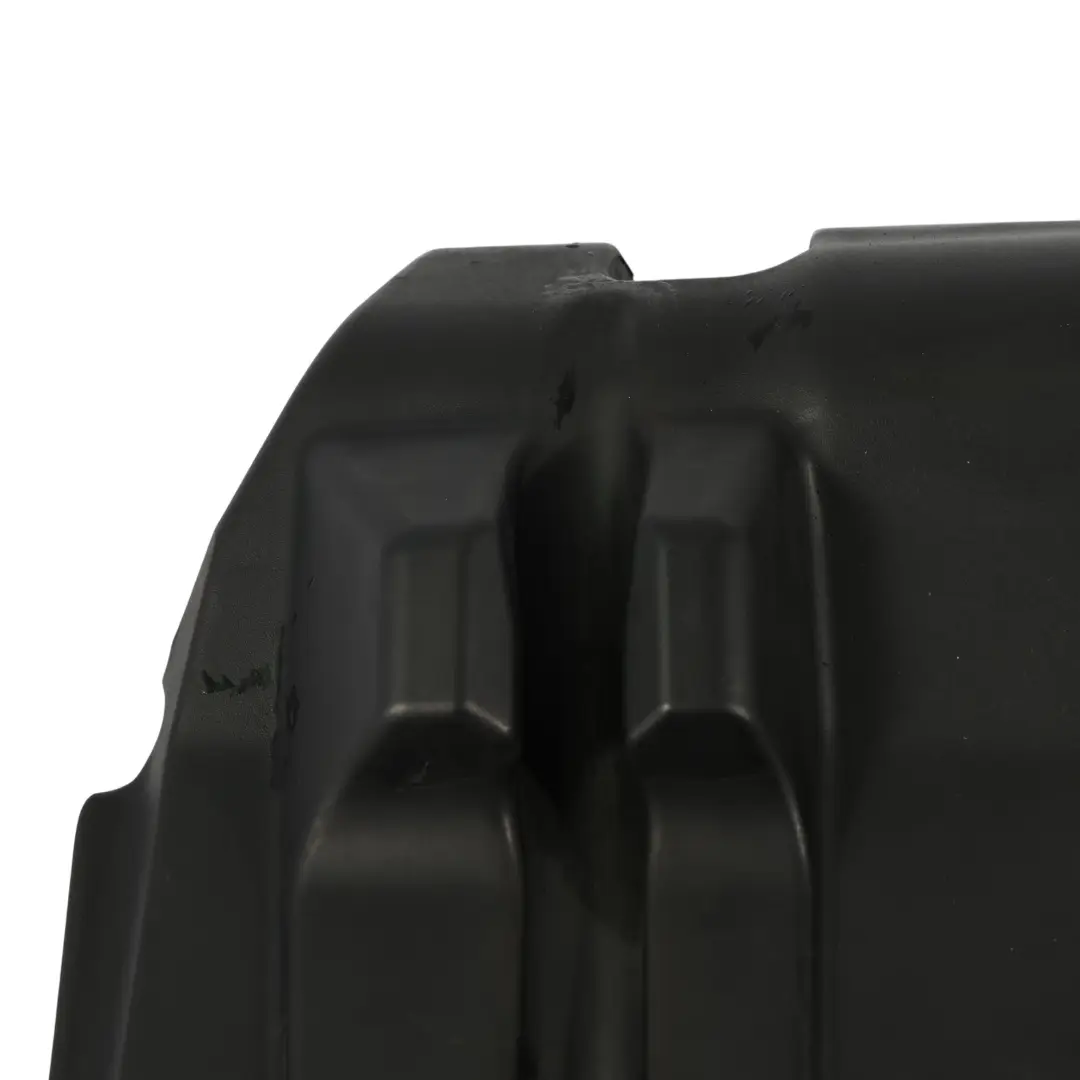 Pannello Copertura Motore Superiore 2.2 TDCI CC1Q-9U550-BB per Ford Transit Mk7 con numero di parte 1750257 Ford Transit Mk7 Pannello Copertura Motore Superiore 2.2 TDCI CC1Q-9U550-BB - SKU 1750257 - Numero di parte 1750257