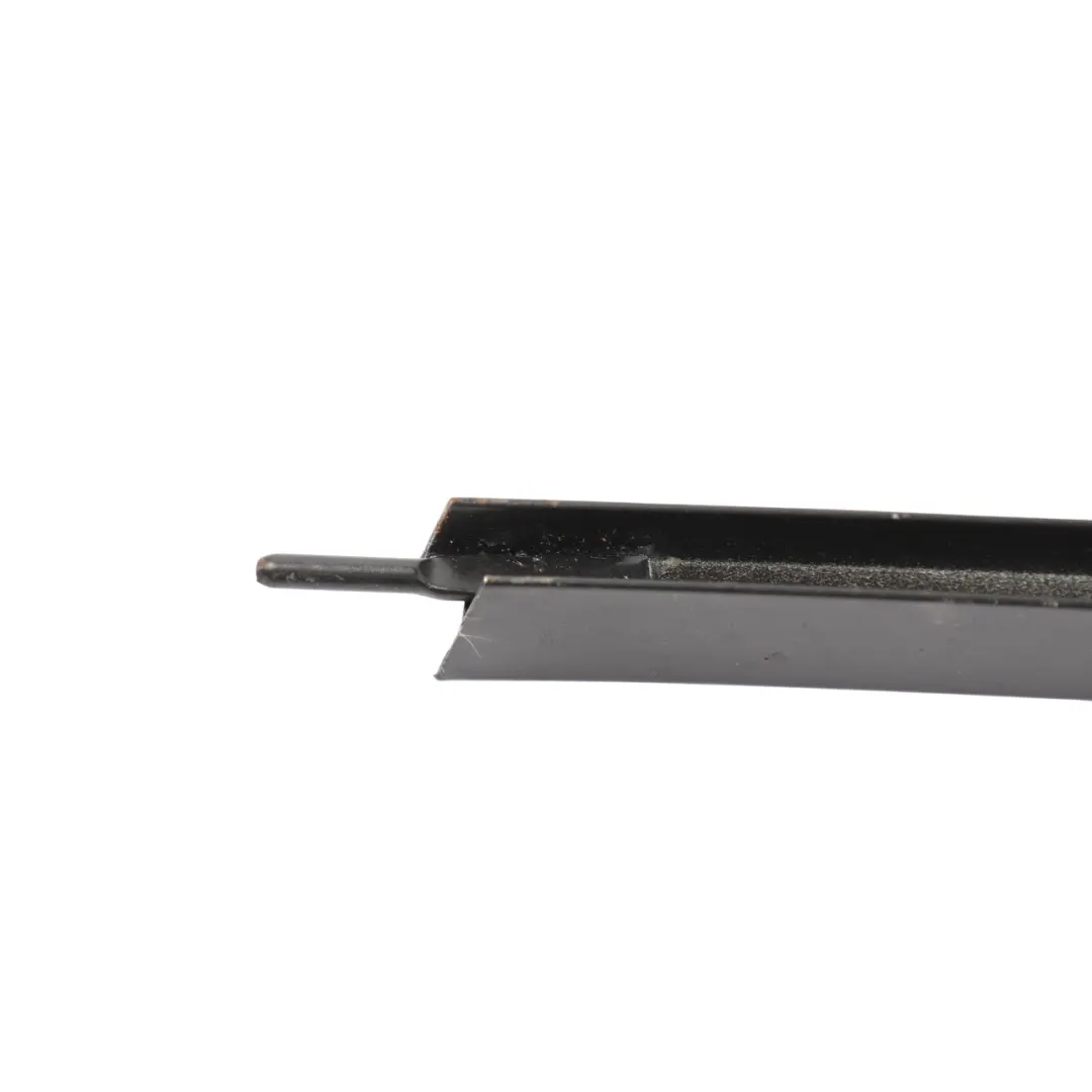 Canale Finestrino Porta Anteriore Sinistro BK21-V22299-AE per Ford Transit Custom con numero di parte 1838797 Ford Transit Custom Canale Finestrino Porta Anteriore Sinistro BK21-V22299-AE - SKU 1838797 - Numero di parte 1838797