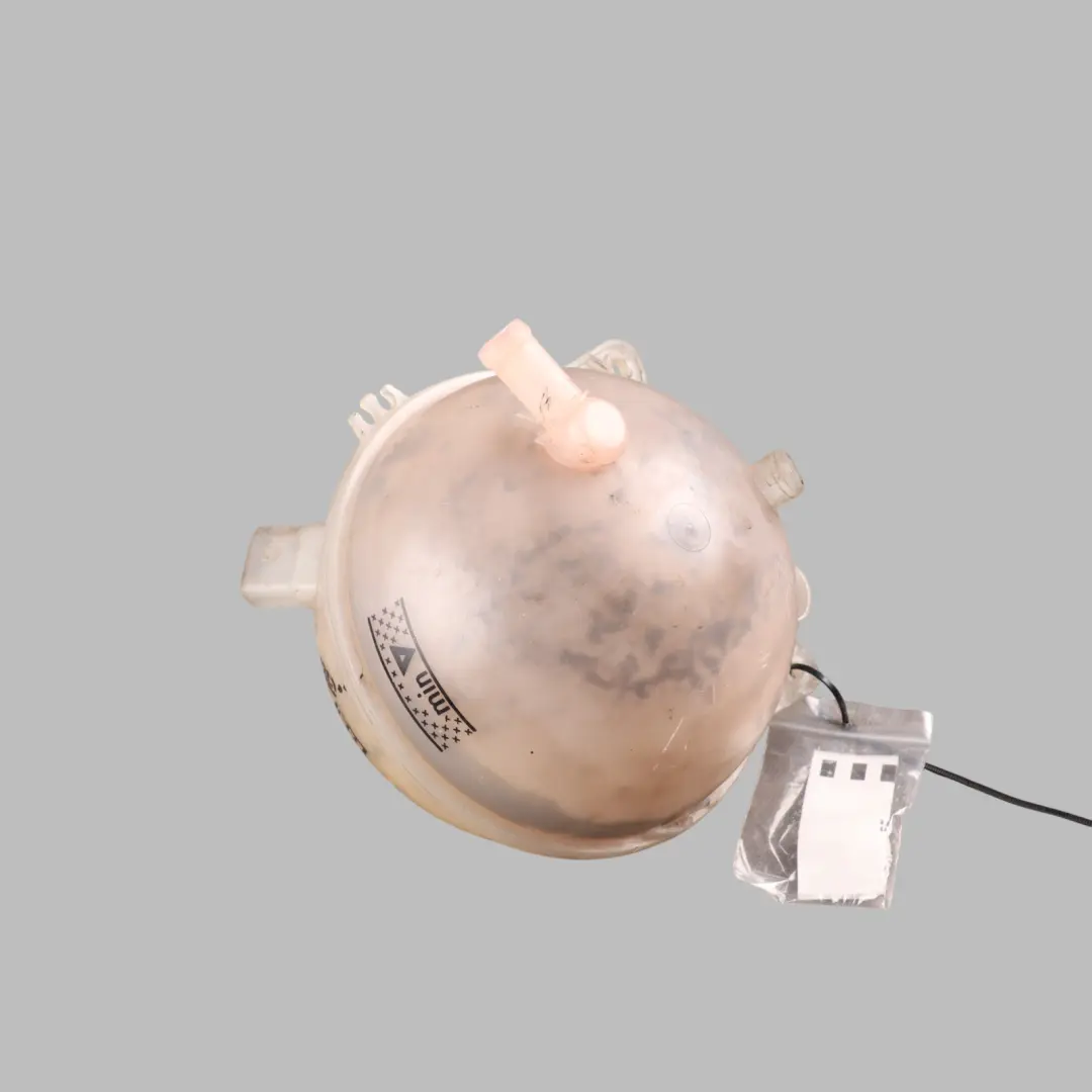 8N Bouchon Du Vase D'Expansion Du Liquide Refroidissement pour Audi TT à propos du numéro de pièce 1J0121403B Audi TT 8N Bouchon Du Vase D'Expansion Du Liquide Refroidissement - SKU 1J0121403B - Numéro de pièce 1J0121403B