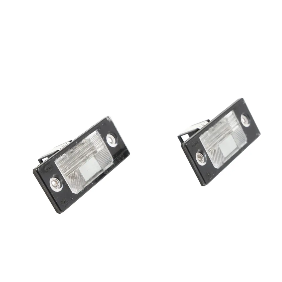 7L Hintere Nummer Kennzeichenleuchte Lampe SET X2 für Volkswagen Touareg mit Teilenummer 1J5943021D Volkswagen Touareg 7L Hintere Nummer Kennzeichenleuchte Lampe SET X2 - SKU 1J5943021D - Teilenummer 1J5943021D