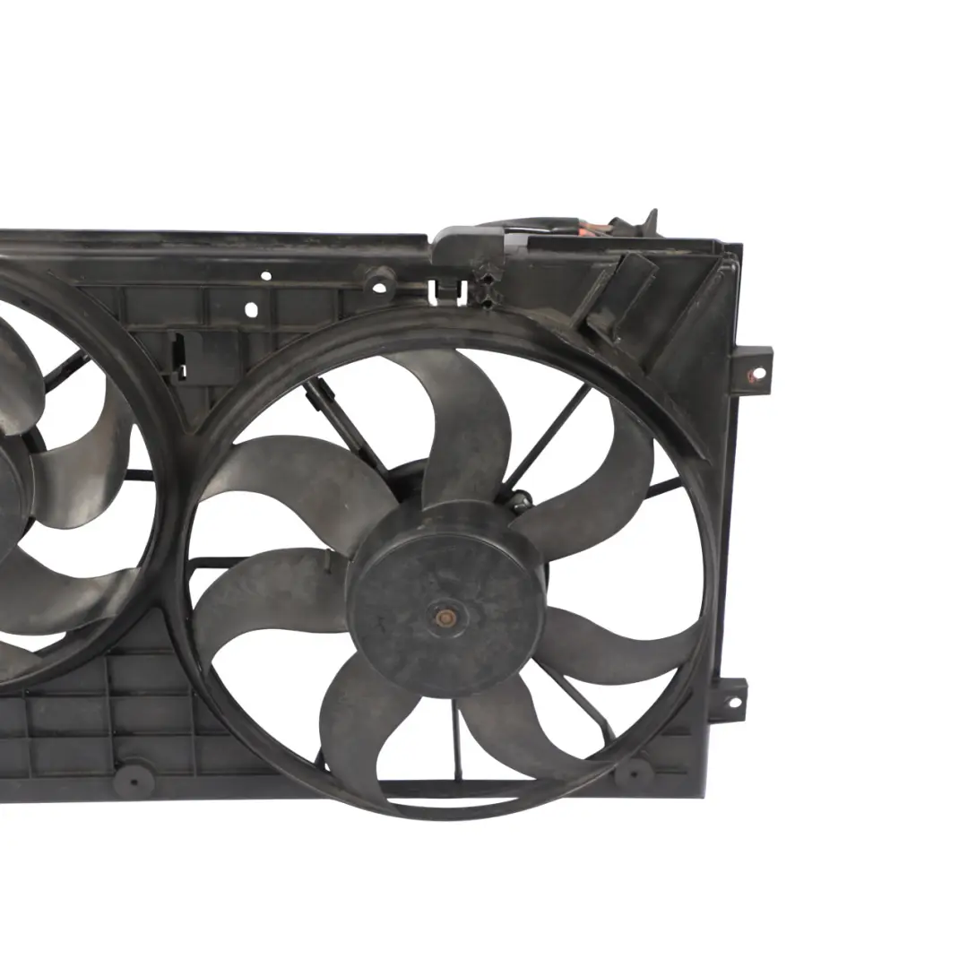 Raffreddamento Motore Radiatore Ventola Twin Ring Shroud per Audi A3 8P con numero di parte 1K0121207T Audi A3 8P Raffreddamento Motore Radiatore Ventola Twin Ring Shroud - SKU 1K0121207T-1 - Numero di parte 1K0121207T