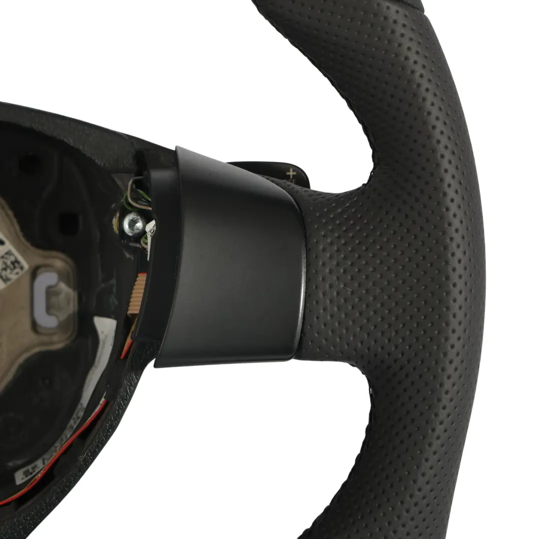 MK5 GTI Volant NEUF Cuir Noir Fond Plat pour Volkswagen Golf à propos du numéro de pièce 1K0419091CF Volkswagen Golf MK5 GTI Volant NEUF Cuir Noir Fond Plat - SKU 1K0419091CF-1 - Numéro de pièce 1K0419091CF