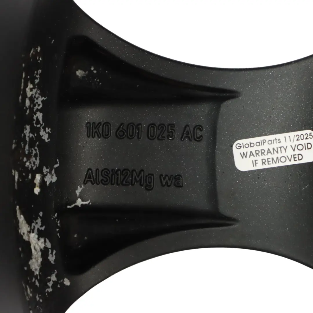 Mk5 GTI Felga Aluminiowa Srebrna 17" ET:51 7.5J do Volkswagen Golf o numerze 1K0601025AC Volkswagen Golf Mk5 GTI Felga Aluminiowa Srebrna 17" ET:51 7.5J - SKU 1K0601025AC-5 - Numer Części 1K0601025AC