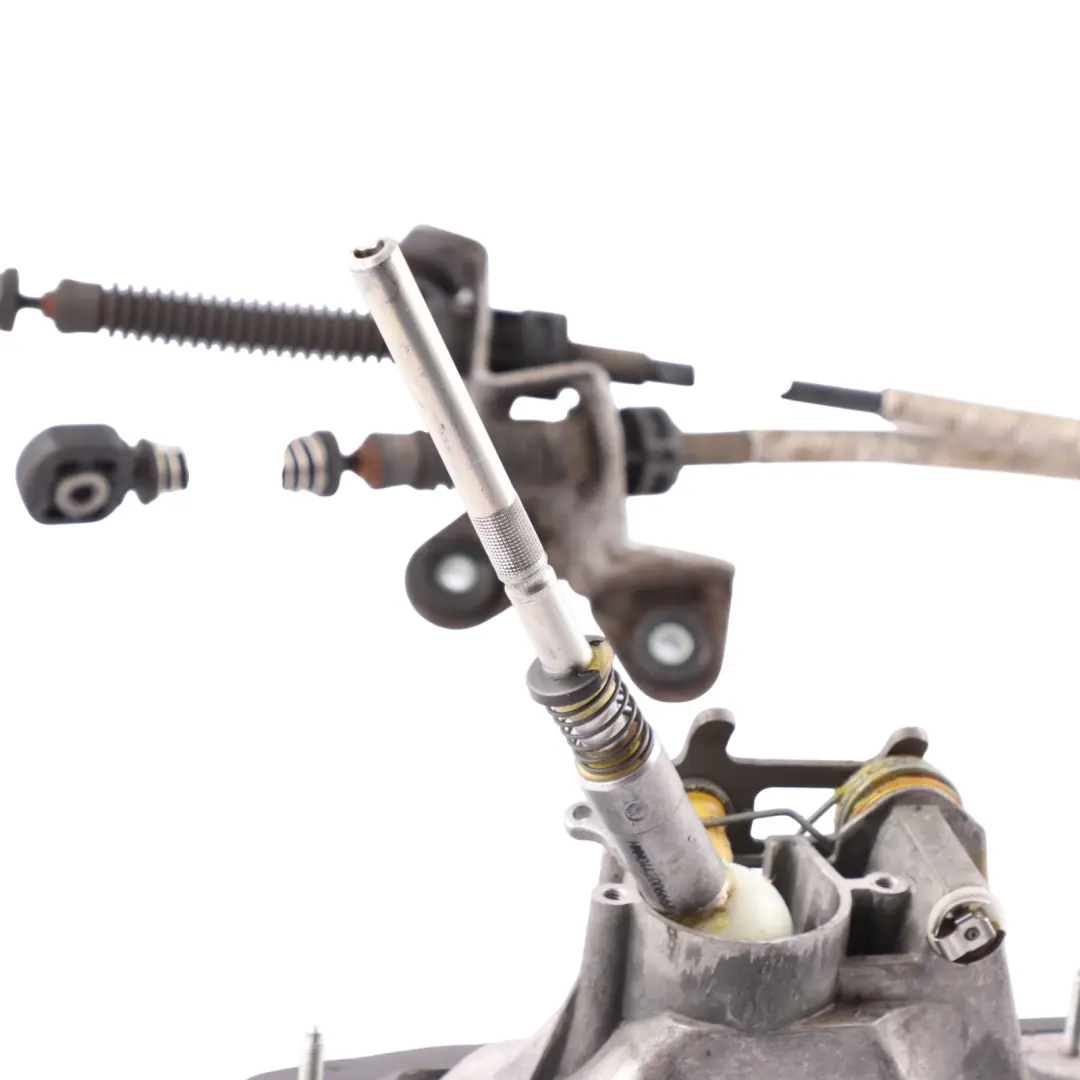 Mk5 GTI Dźwignia Lewarek Zmiany Biegów Manual 1K0711061 do VW Volkswagen Golf o numerze 1K0711091A VW Volkswagen Golf Mk5 GTI Dźwignia Lewarek Zmiany Biegów Manual 1K0711061 - SKU 1K0711091A-2 - Numer Części 1K0711091A