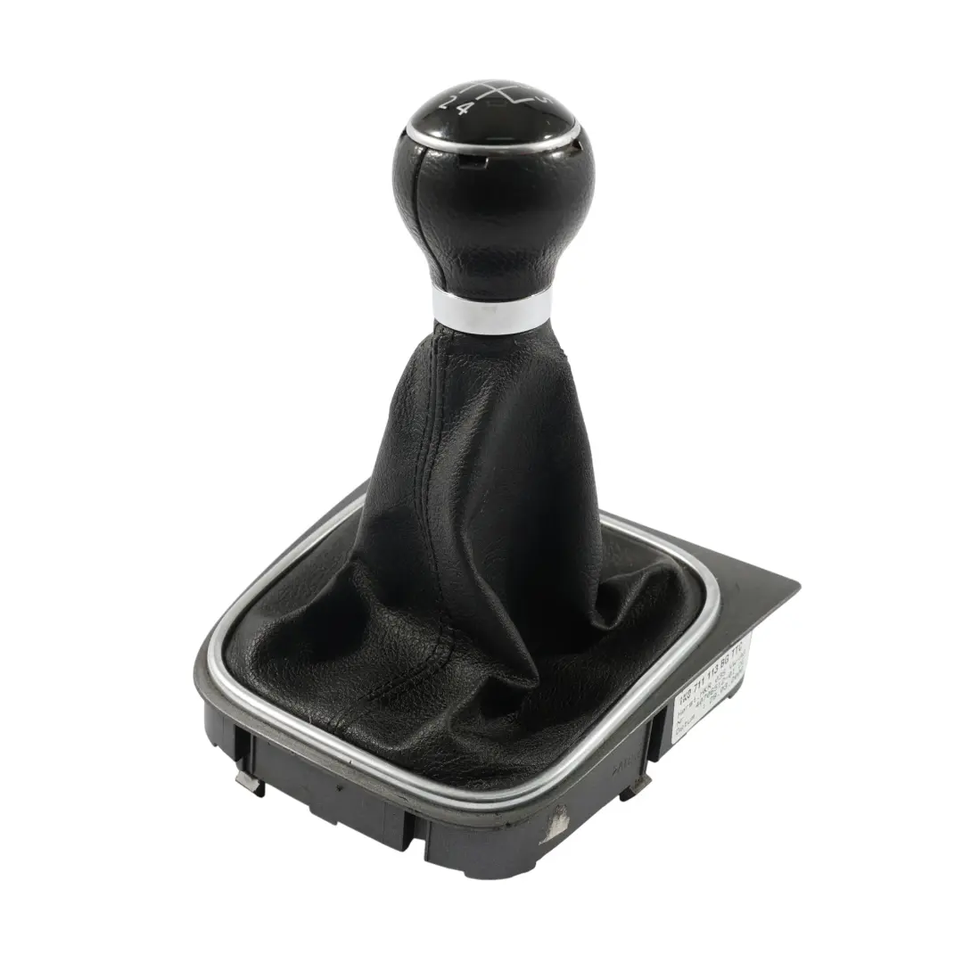 Manopola Selettore Cambio 5 Marce Manuale per Volkswagen Golf 5 con numero di parte 1K0711113BG Volkswagen Golf 5 Manopola Selettore Cambio 5 Marce Manuale - SKU 1K0711113BG - Numero di parte 1K0711113BG