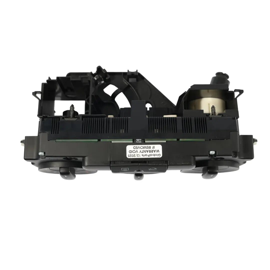 Chauffage Climatisation Panneau De Commutation pour Volkswagen VW Golf 5 à propos du numéro de pièce 1K0820047JD Volkswagen VW Golf 5 Chauffage Climatisation Panneau De Commutation - SKU 1K0820047JD - Numéro de pièce 1K0820047JD