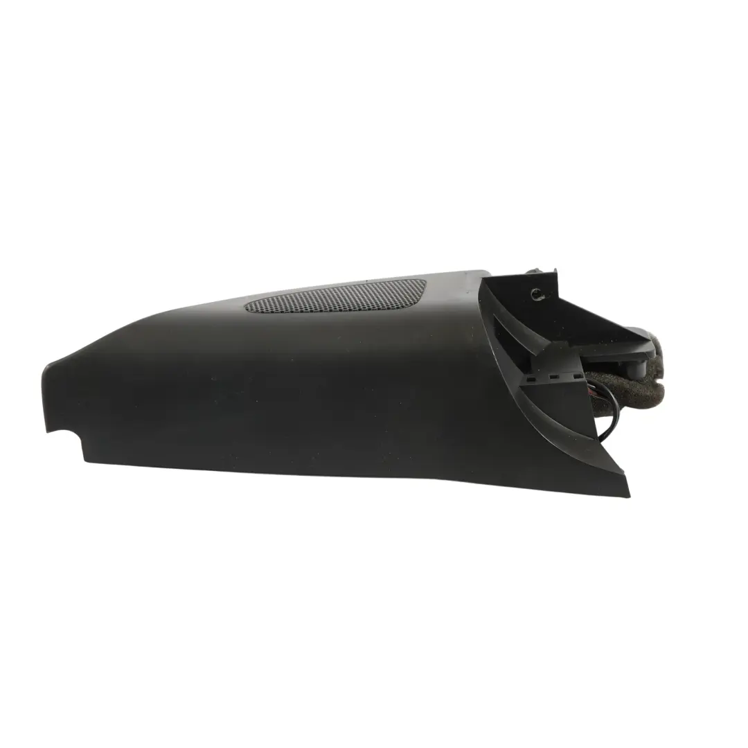 Embellecedor Triangular Altavoz Delantera Izquierda, para VW Golf 5 con número de pieza 1K0837973K VW Golf 5 Embellecedor Triangular Altavoz Delantera Izquierda, - SKU 1K0837973K - Número de pieza 1K0837973K