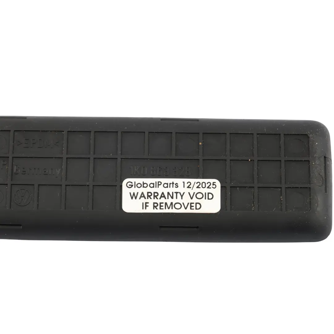 VW Golf Mk5 Pannello Tappetino Gomma Console Centrale Posteriore Nero - SKU 1K0863328 - Numero di parte 1K0863328