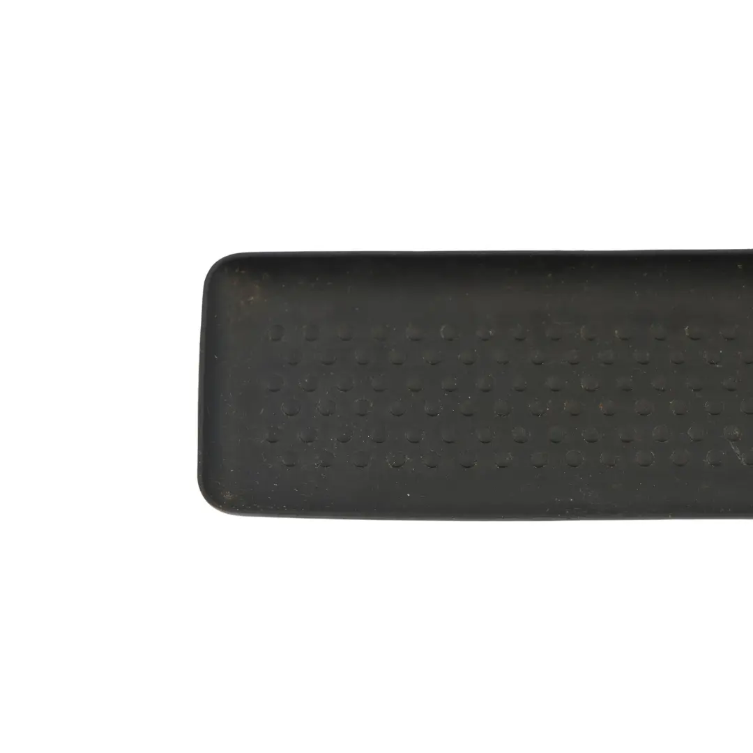 Mk5 Consola Central Trasera Inserción De Goma Mat Panel Negro para VW Golf con número de pieza 1K0863328 VW Golf Mk5 Consola Central Trasera Inserción De Goma Mat Panel Negro - SKU 1K0863328 - Número de pieza 1K0863328