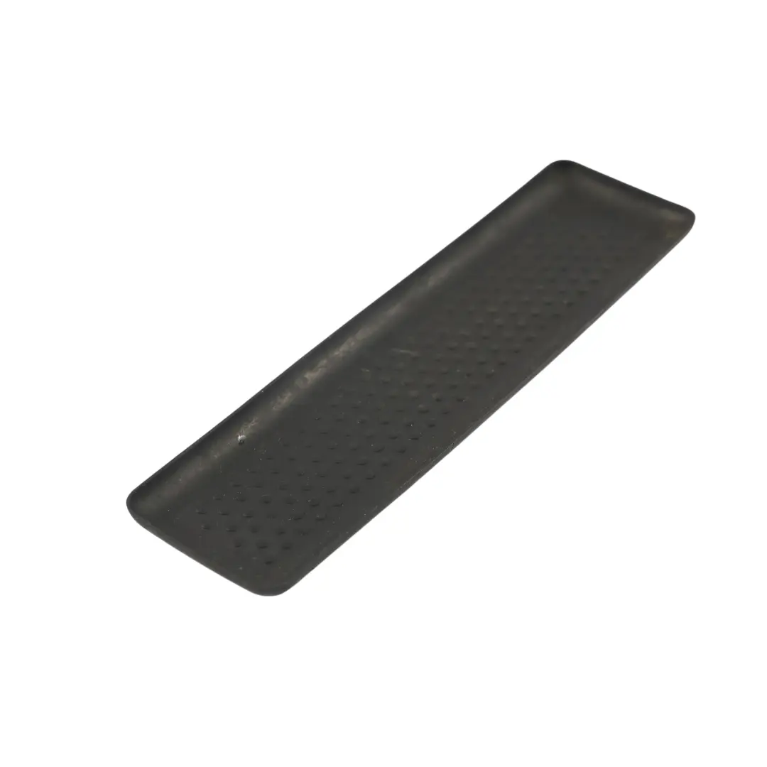 Mk5 Panneau Tapis Console Centrale Arrière En Caoutchouc Noir pour VW Golf à propos du numéro de pièce 1K0863328 VW Golf Mk5 Panneau Tapis Console Centrale Arrière En Caoutchouc Noir - SKU 1K0863328 - Numéro de pièce 1K0863328