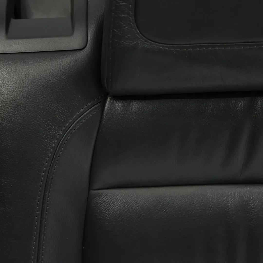 Funda Respaldo Asiento Trasero Derecho Cuero Negro para VW Golf 5 con número de pieza 1K0885806FQ VW Golf 5 Funda Respaldo Asiento Trasero Derecho Cuero Negro - SKU 1K0885806FQ - Número de pieza 1K0885806FQ