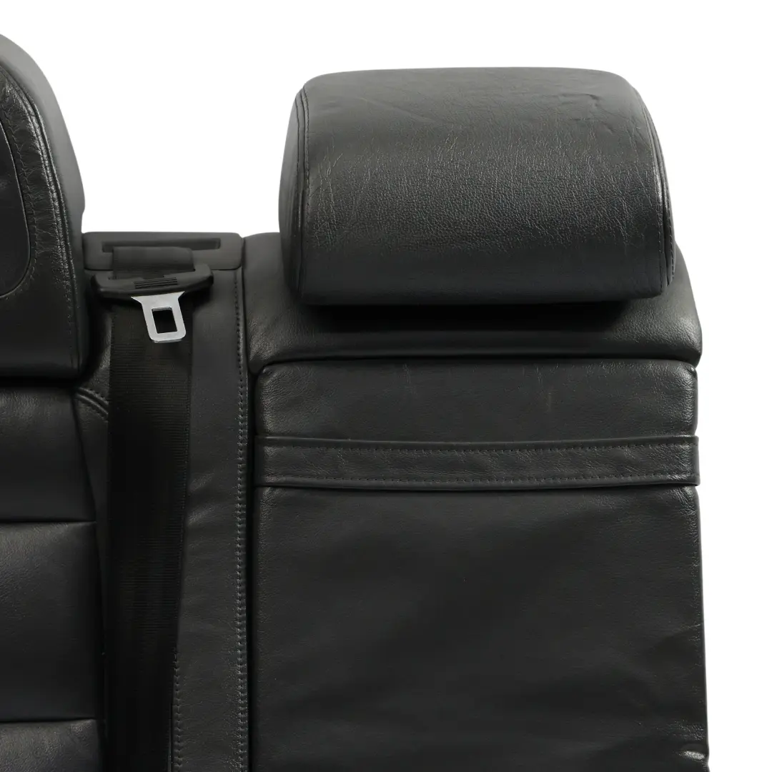 Rücksitz Rückenlehne Abdeckung Rückenlehne Rechts Schwarz Leder für VW Golf 5 mit Teilenummer 1K0885806FQ VW Golf 5 Rücksitz Rückenlehne Abdeckung Rückenlehne Rechts Schwarz Leder - SKU 1K0885806FQ - Teilenummer 1K0885806FQ