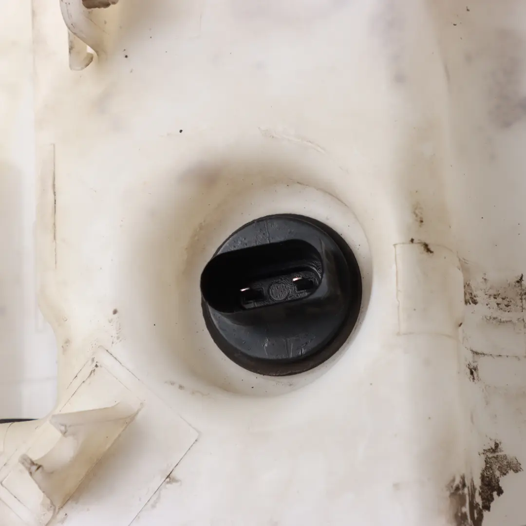 Mk2 Windscreen Windshield Washer Fluid Tank Reservoir to Seat Leon with Part number 1K0955453S Seat Leon Mk2 Windscreen Windshield Washer Fluid Tank Reservoir - SKU 1K0955453S-4 - Part number 1K0955453S