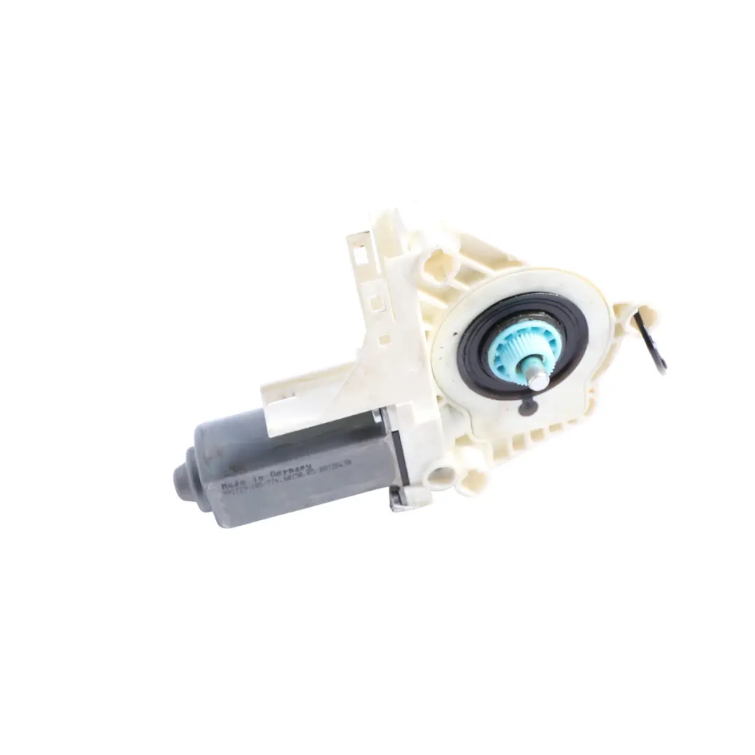 1K Window Lifter Front Left N/S Regulator Motor to Volkswagen Golf with Part number 1K0959702AF Volkswagen Golf 1K Window Lifter Front Left N/S Regulator Motor - SKU 1K0959702AF - Part number 1K0959702AF