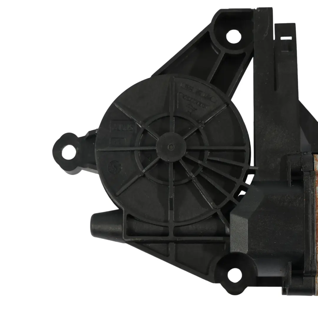 1K Silnik Podnośnika Szyby Lewy Przód do Volkswagen Golf o numerze 1K0959702K Volkswagen Golf 1K Silnik Podnośnika Szyby Lewy Przód - SKU 1K0959702K - Numer Części 1K0959702K