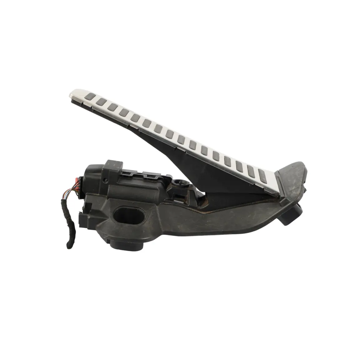 1Z Throttle Pedal Accelerator Pedal Assembly Manual 1K2721503AM to Skoda Octavia with Part number 1K2721503AA Skoda Octavia 1Z Throttle Pedal Accelerator Pedal Assembly Manual 1K2721503AM - SKU RHD-1K2721503AA - Part number 1K2721503AA