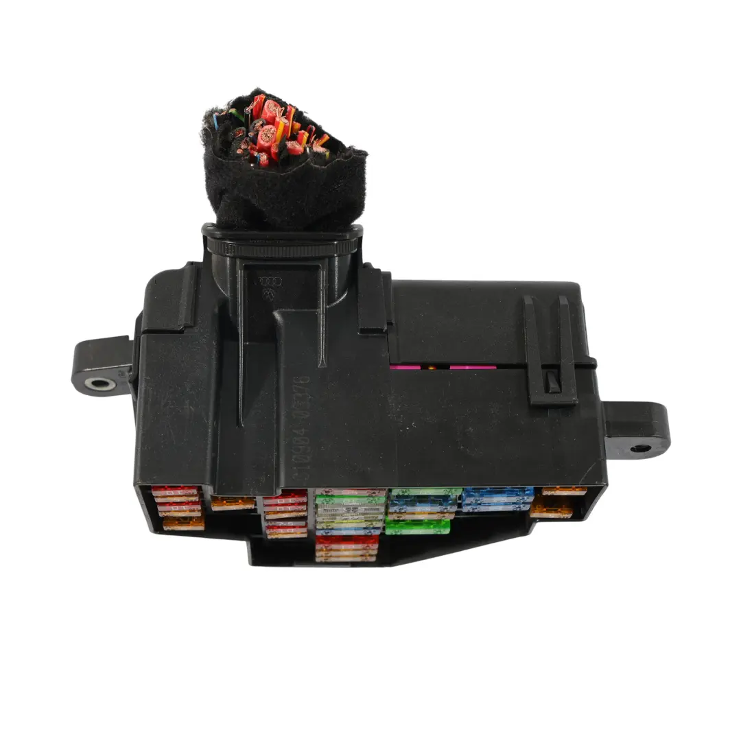 VW Golf V 1K Boîte fusibles Unité contrôle Relais distribution énergie - SKU 1K2941824 - Numéro de pièce 1K2941824