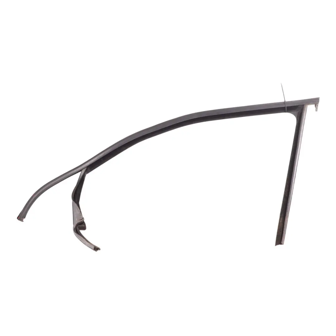 Mk5 5 Door Front Door Window Rubber Seal Right O/S 1K4837432B to VW Volkswagen Golf with Part number 1K4837431B VW Volkswagen Golf Mk5 5 Door Front Door Window Rubber Seal Right O/S 1K4837432B - SKU 1K4837431B - Part number 1K4837431B