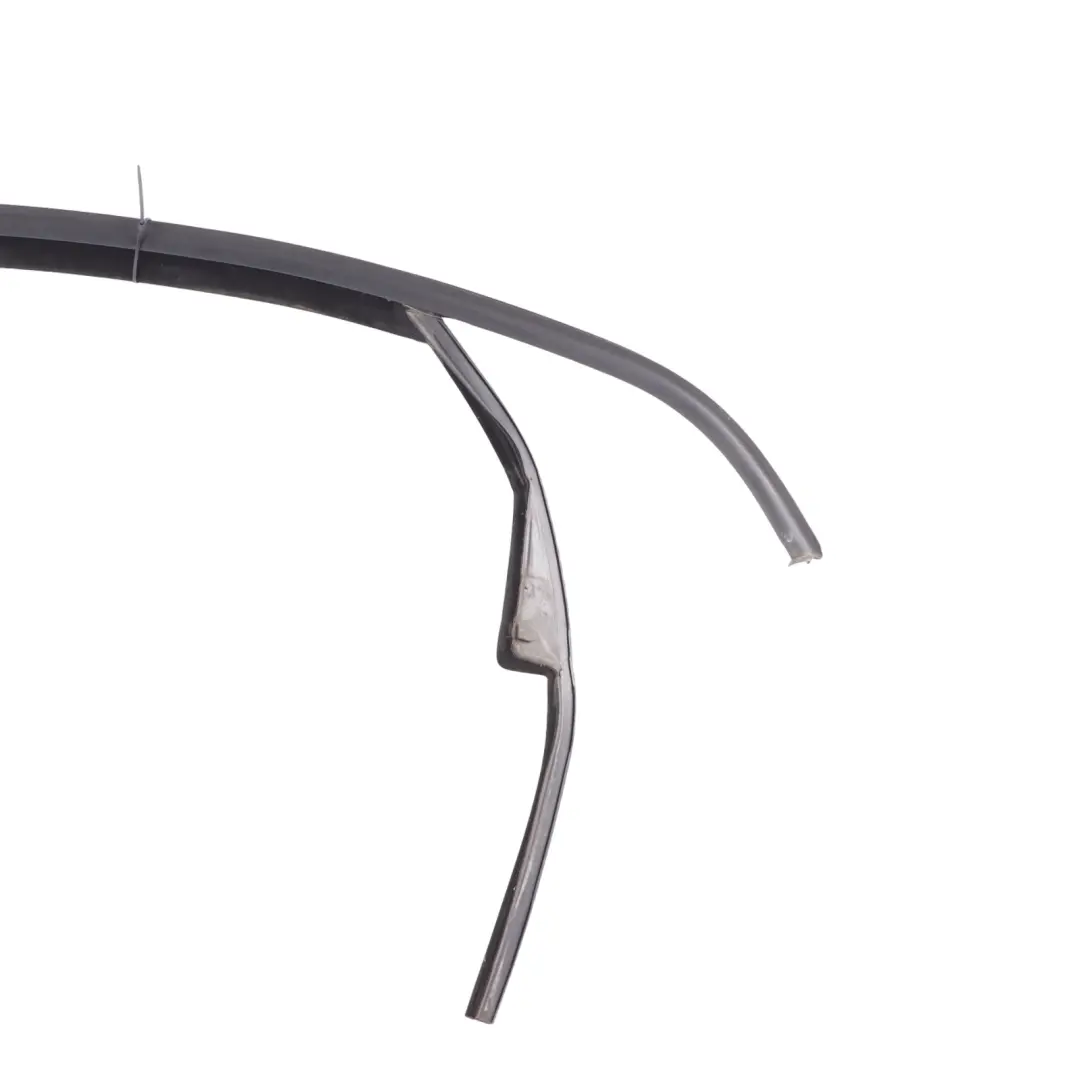 Mk5 5 Door Front Door Window Rubber Seal Right O/S to VW Volkswagen Golf with Part number 1K4837432B VW Volkswagen Golf Mk5 5 Door Front Door Window Rubber Seal Right O/S - SKU 1K4837432B - Part number 1K4837432B