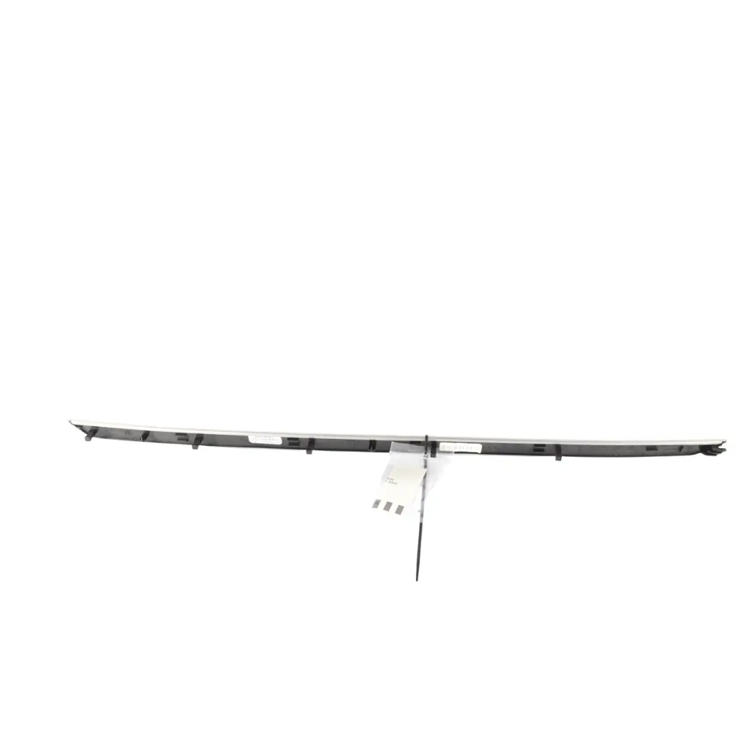 Mk5 Striscia Portiera Posteriore Modanatura Sinistra Cromo per VW Golf con numero di parte 1K4867449B VW Golf Mk5 Striscia Portiera Posteriore Modanatura Sinistra Cromo - SKU 1K4867449B - Numero di parte 1K4867449B