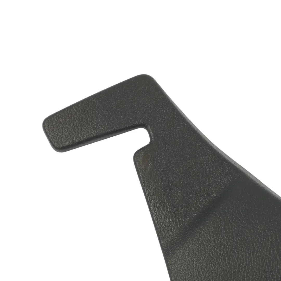 Mk5 1K Front Right Seat O/S Inner Cover Cap Trim to VW Volkswagen Golf with Part number 1K4881479D VW Volkswagen Golf Mk5 1K Front Right Seat O/S Inner Cover Cap Trim - SKU 1K4881479D - Part number 1K4881479D