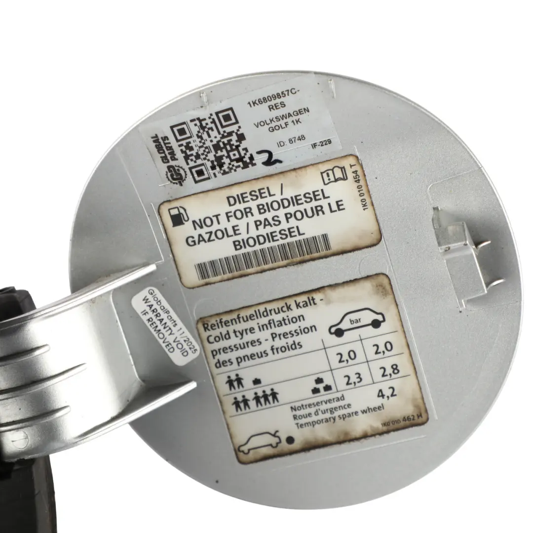 Volkswagen Golf 1K V Fuel Filler Tank Cap Cover Flap Reflex Silver - A7W - SKU 1K6809857C-RES - Part number 1K6809857C