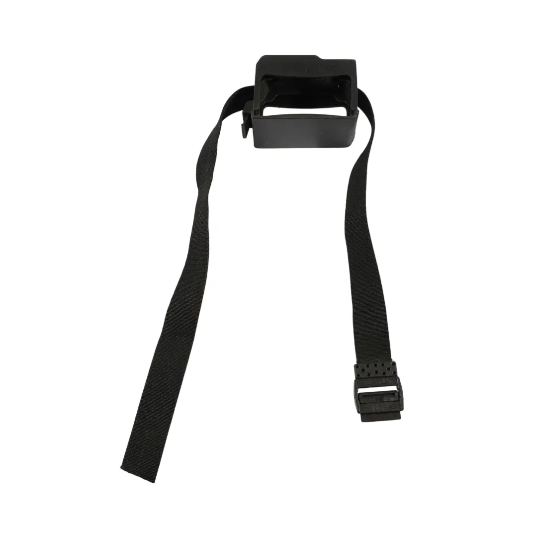 Mk5 1K Support Fixation Triangulaire De Signalisation pour Volkswagen Golf à propos du numéro de pièce 1K6860266C Volkswagen Golf Mk5 1K Support Fixation Triangulaire De Signalisation - SKU 1K6860266C - Numéro de pièce 1K6860266C