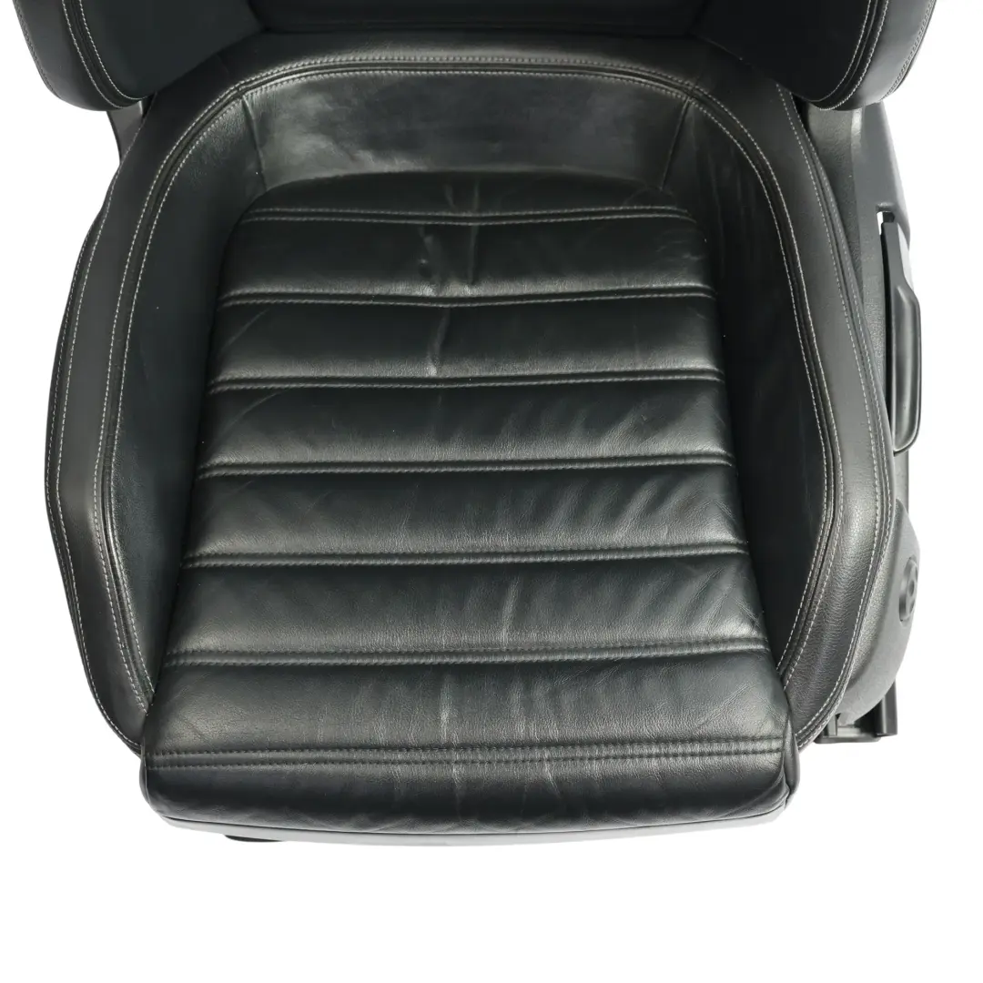 Mk3 3 Porte Sedile Anteriore Riscaldato In Pelle Nera per Volkswagen Scirocco con numero di parte 1K8881805AT Volkswagen Scirocco Mk3 3 Porte Sedile Anteriore Riscaldato In Pelle Nera - SKU 1K8881805AT-1 - Numero di parte 1K8881805AT