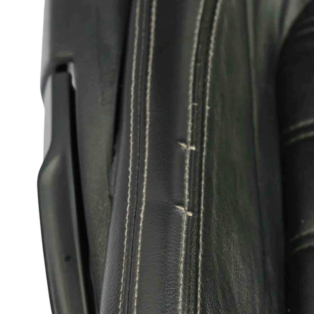 Mk3 Siège Avant Chauffant Droit 3 Portes Cuir Noir Gris pour Volkswagen Scirocco à propos du numéro de pièce 1K8881806AS Volkswagen Scirocco Mk3 Siège Avant Chauffant Droit 3 Portes Cuir Noir Gris - SKU 1K8881806AS-1 - Numéro de pièce 1K8881806AS