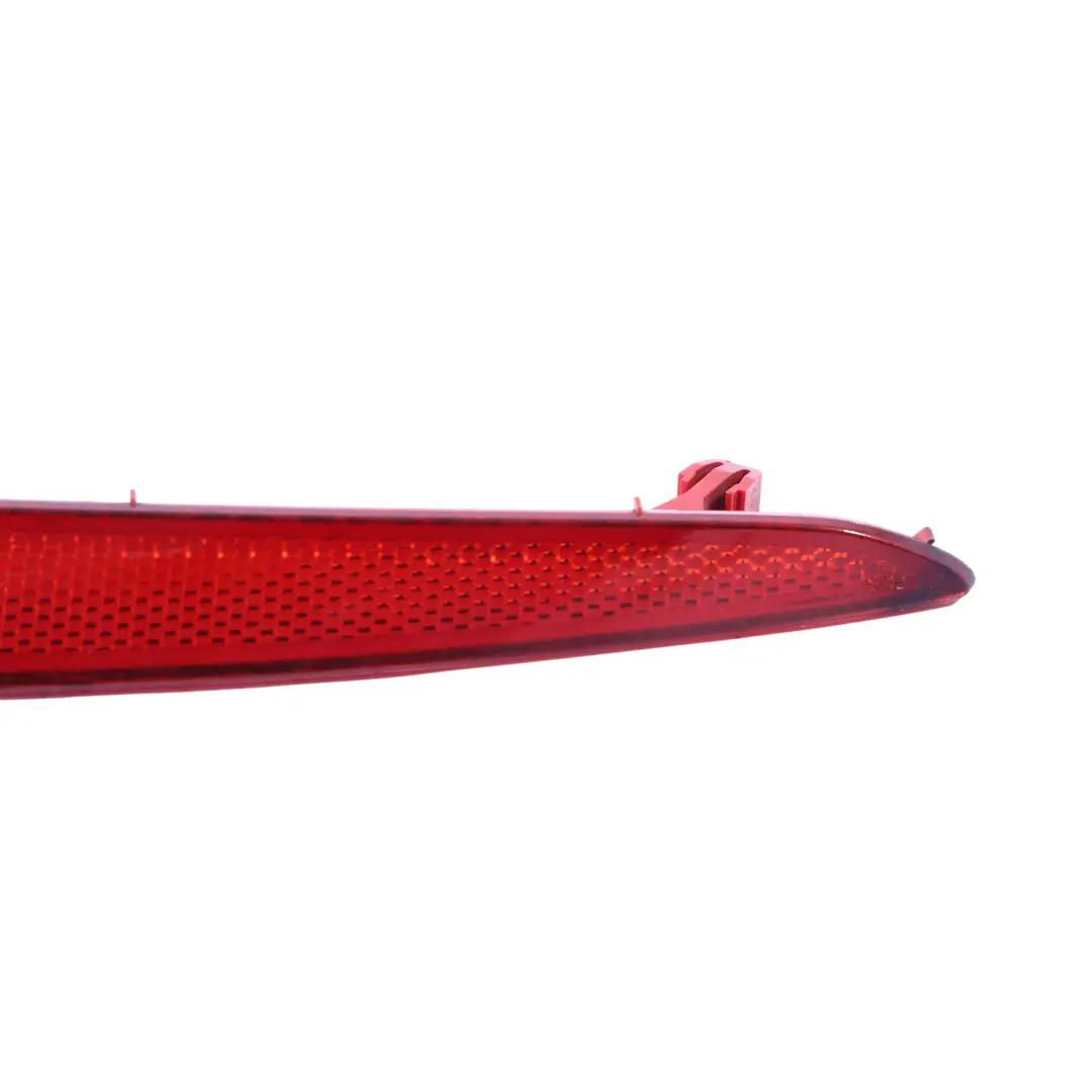 Mk3 Parachoques Trasero Reflector De Luz Izquierdo para Volkswagen Scirocco con número de pieza 1K8945105 Volkswagen Scirocco Mk3 Parachoques Trasero Reflector De Luz Izquierdo - SKU 1K8945105 - Número de pieza 1K8945105