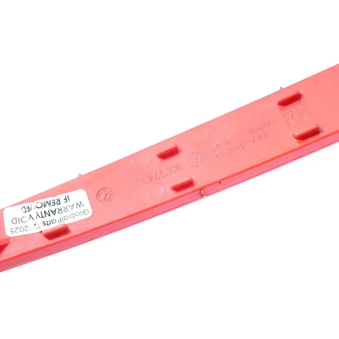 VW Volkswagen Scirocco Mk3 Odblask Zderzaka Tył Prawo - SKU 1K8945106 - Numer Części 1K8945106