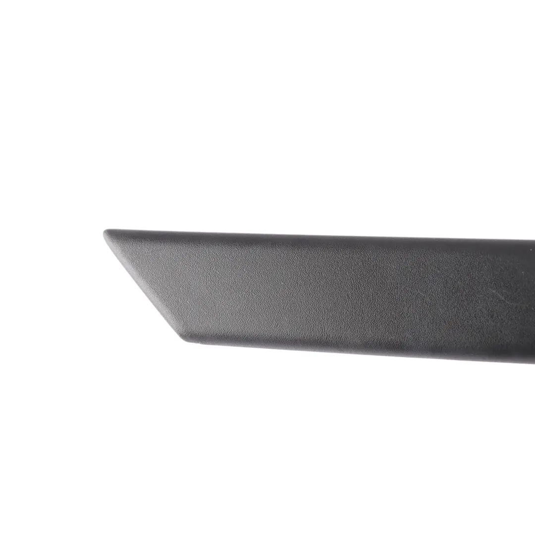 Mk2 1P Moldura Panel Puerta Delantera Izquierda para Seat Leon con número de pieza 1P0867197 Seat Leon Mk2 1P Moldura Panel Puerta Delantera Izquierda - SKU 1P0867197 - Número de pieza 1P0867197