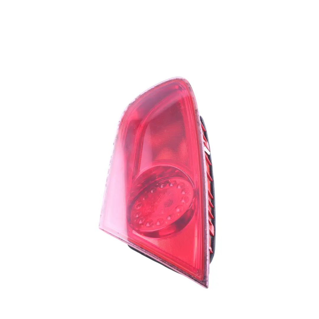 Mk2 1P Rear Tail Light Lamp Inner Side Right O/S to Seat Leon with Part number 1P0945094G Seat Leon Mk2 1P Rear Tail Light Lamp Inner Side Right O/S - SKU 1P0945094G - Part number 1P0945094G