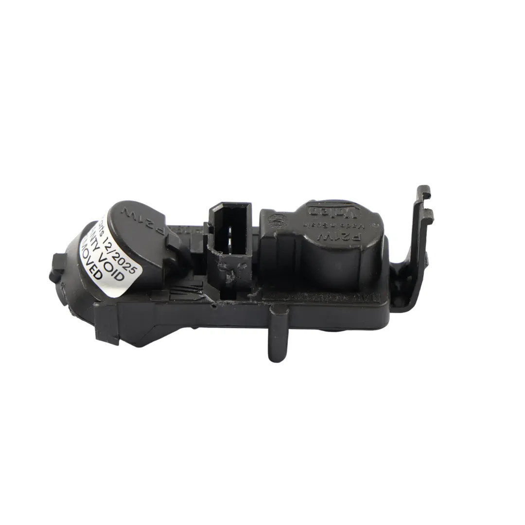 Seat Leon Mk2 Wkład Mocowanie Żarówki Światła Tył Lewo - SKU 1P0945257D - Numer Części 1P0945257D