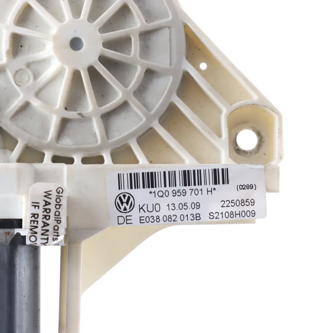 Mk3 Window Lifter Motor Front Driver's Side to VW Volkswagen Scirocco with Part number 1Q0959701H VW Volkswagen Scirocco Mk3 Window Lifter Motor Front Driver's Side - SKU RHD-1Q0959701H - Part number 1Q0959701H
