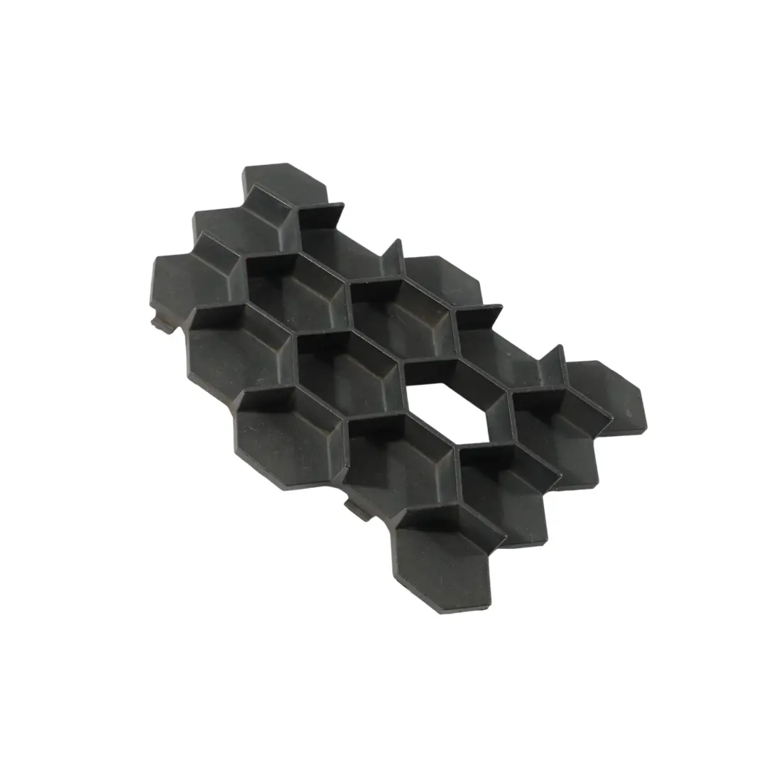 Griglia Anteriore Radiatore Pannello Sinistro per Skoda Octavia II con numero di parte 1Z0853665F Skoda Octavia II Griglia Anteriore Radiatore Pannello Sinistro - SKU 1Z0853665F - Numero di parte 1Z0853665F