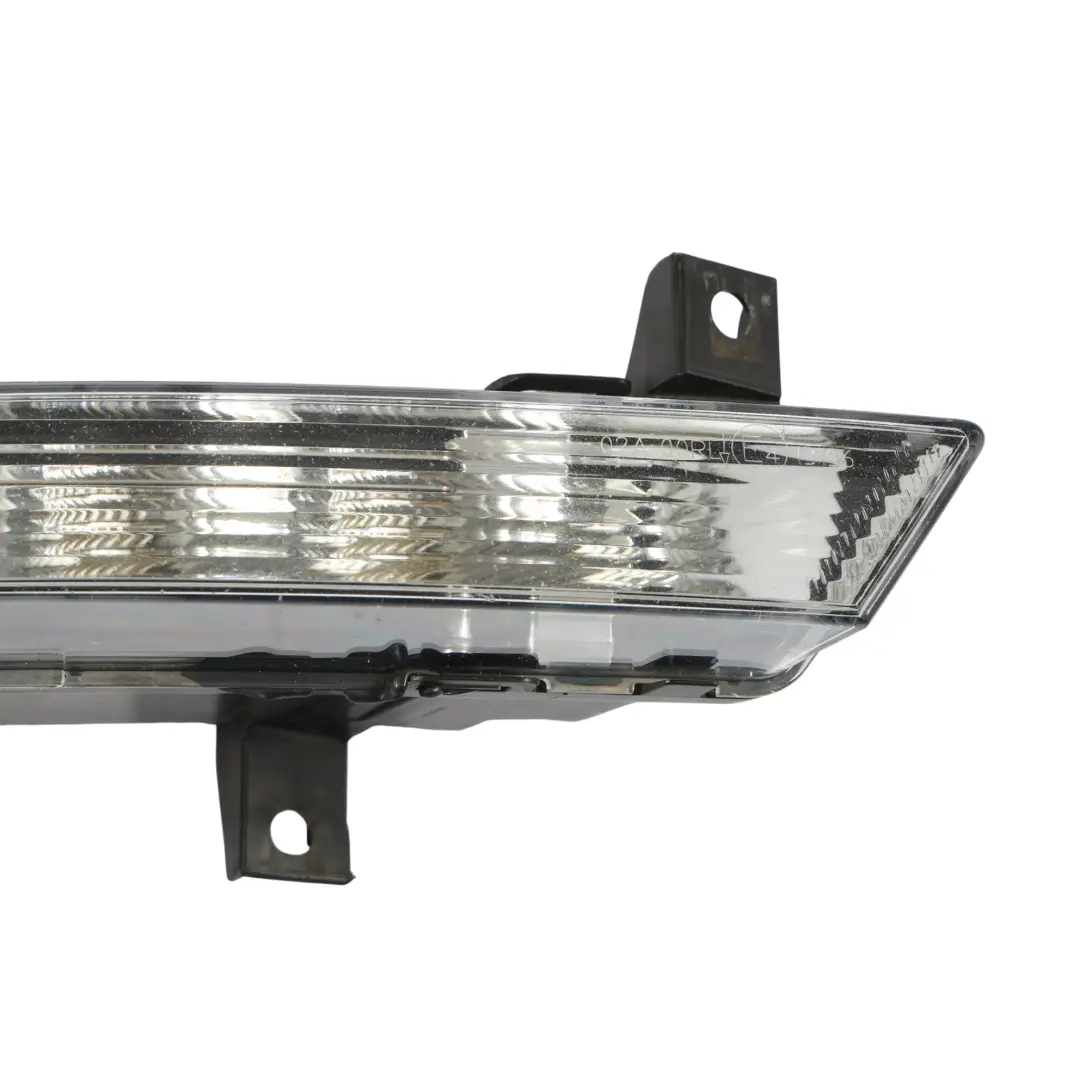 Feu De Jour Avant Droit pour Skoda Octavia 2 à propos du numéro de pièce 1Z0941068 Skoda Octavia 2 Feu De Jour Avant Droit - SKU 1Z0941068 - Numéro de pièce 1Z0941068