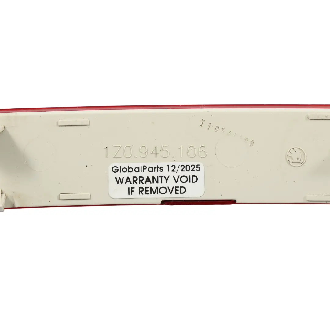 Skoda Octavia 2 Lente Riflettente Paraurti Posteriore Lato Destro - SKU 1Z0945106 - Numero di parte 1Z0945106