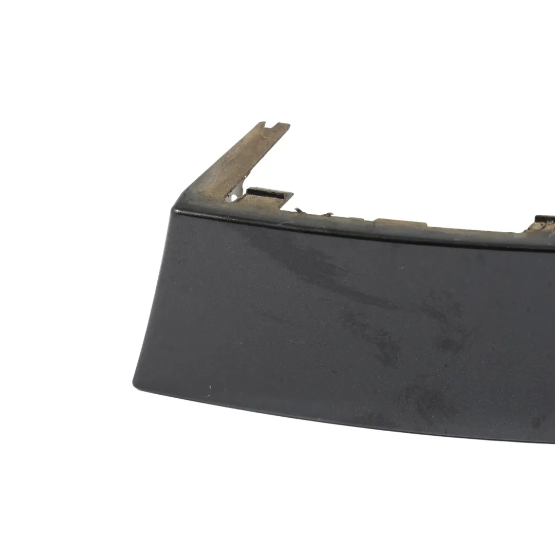 Embellecedor Trasero Parachoques Derecho Negro - F9R para Skoda Octavia II con número de pieza 1Z5813346 Skoda Octavia II Embellecedor Trasero Parachoques Derecho Negro - F9R - SKU 1Z5813346-BMA - Número de pieza 1Z5813346