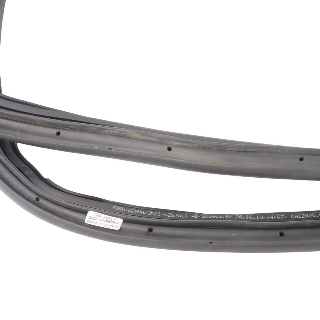 Ford Transit Custom Guarnizione Porta Scorrevole In Gomma Destra JK21-V253A10-AB - SKU 2451542 - Numero di parte 2451542