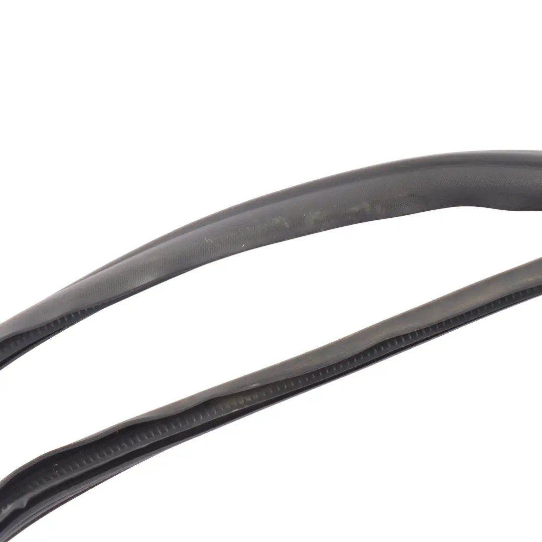 Guarnizione Porta Anteriore Sinistra JK21-V20708-AB per Ford Transit Custom con numero di parte 2614318 Ford Transit Custom Guarnizione Porta Anteriore Sinistra JK21-V20708-AB - SKU 2614318 - Numero di parte 2614318