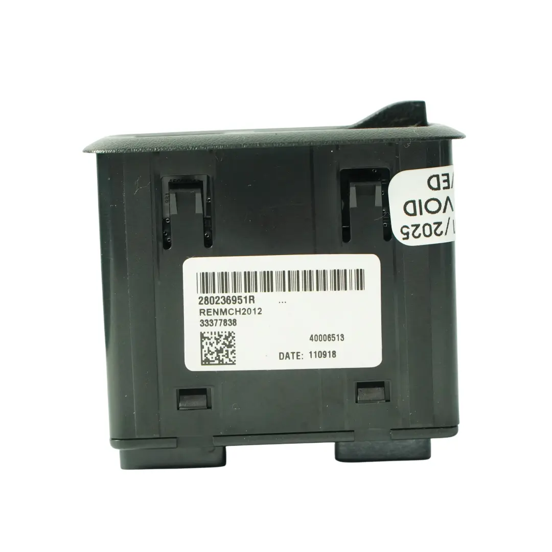 Smart Fortwo C453 Gniazdo Wejście Port USB AUX Karty SD - SKU 280236951R - Numer Części 280236951R