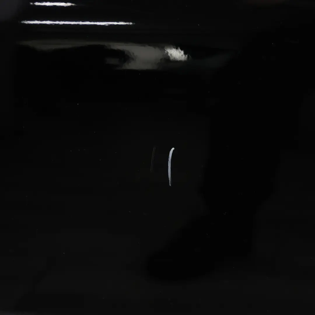 Puerta Trasera Izquierda Doble Cabina Lateral Midnight Black 2F9 para VW Amarok NF con número de pieza 2HJ833041A VW Amarok NF Puerta Trasera Izquierda Doble Cabina Lateral Midnight Black 2F9 - SKU 2HJ833041A-MDBL - Número de pieza 2HJ833041A